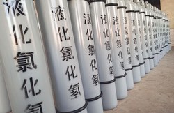 哪些行业需要经常使用氯化氢个人防护设备